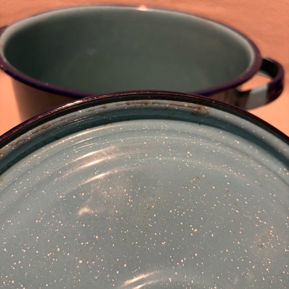 Unbranded Light Blue Speckled Enamel Stockpot With Lid and Handles - Picture 7 of 8